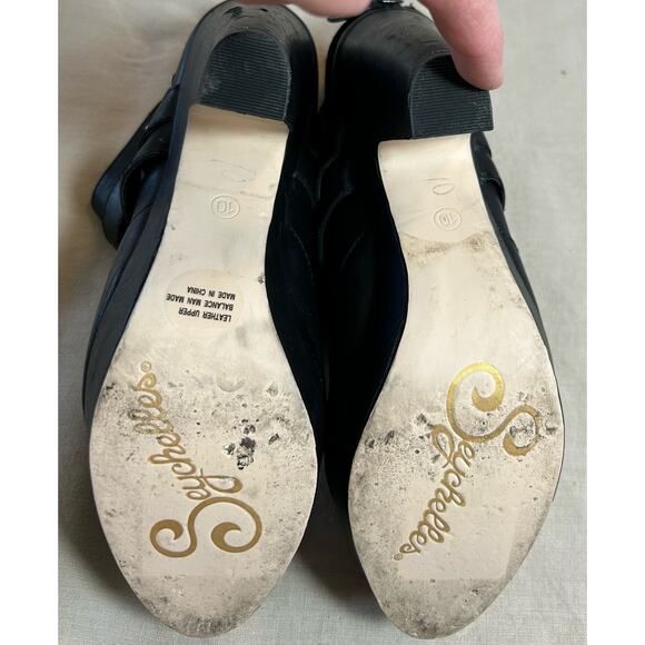 Seychelles Black Leather Heeled Platform Bootie Strap and Buckle Accent Sz 10 - Picture 4 of 9